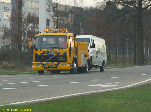 Volvo-FL8-Bergetruck-gelb-210204-1-NL[1].jpg